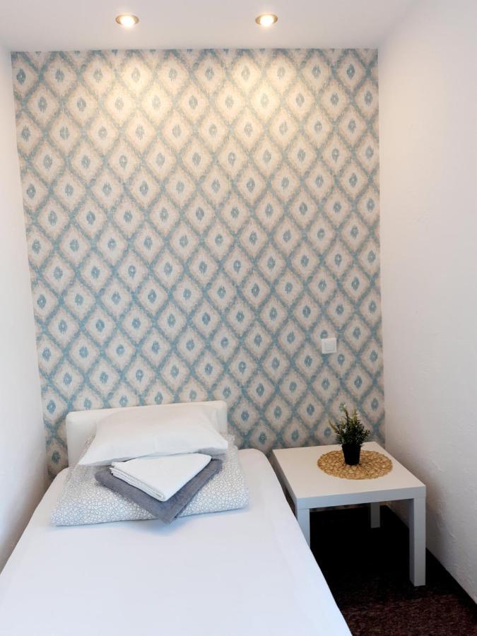 Pastel Guest Rooms Warszawa Exteriör bild